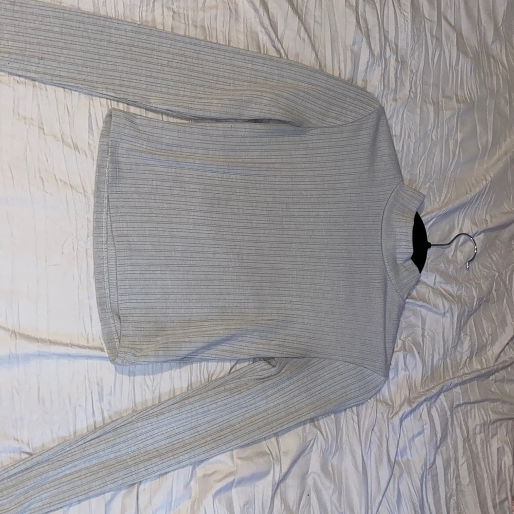 Grey long sleeve turtle neck from forever 21.